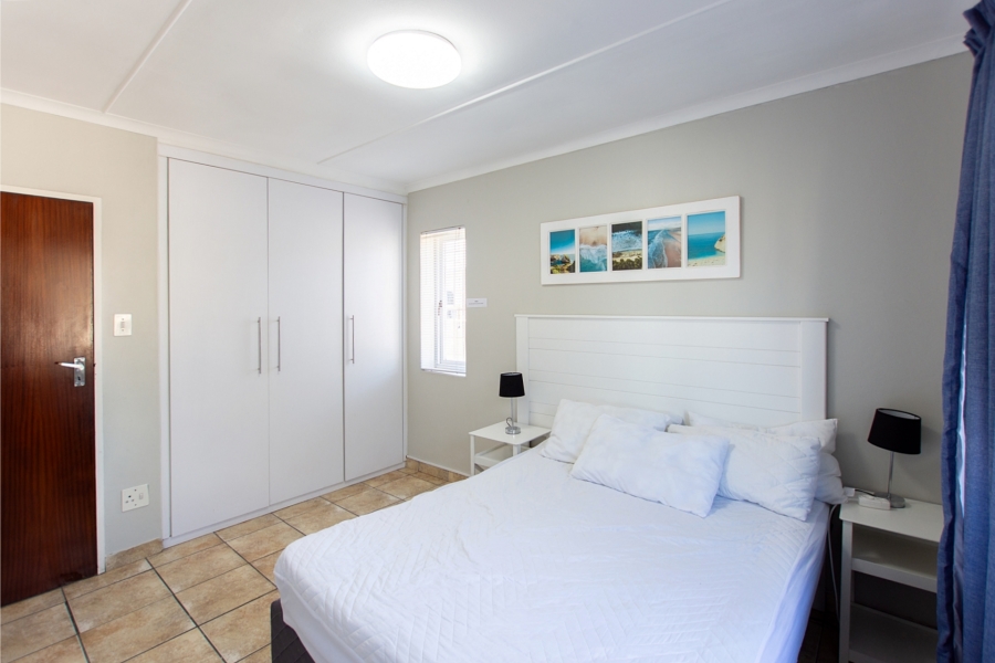 4 Bedroom Property for Sale in Middedorp Western Cape